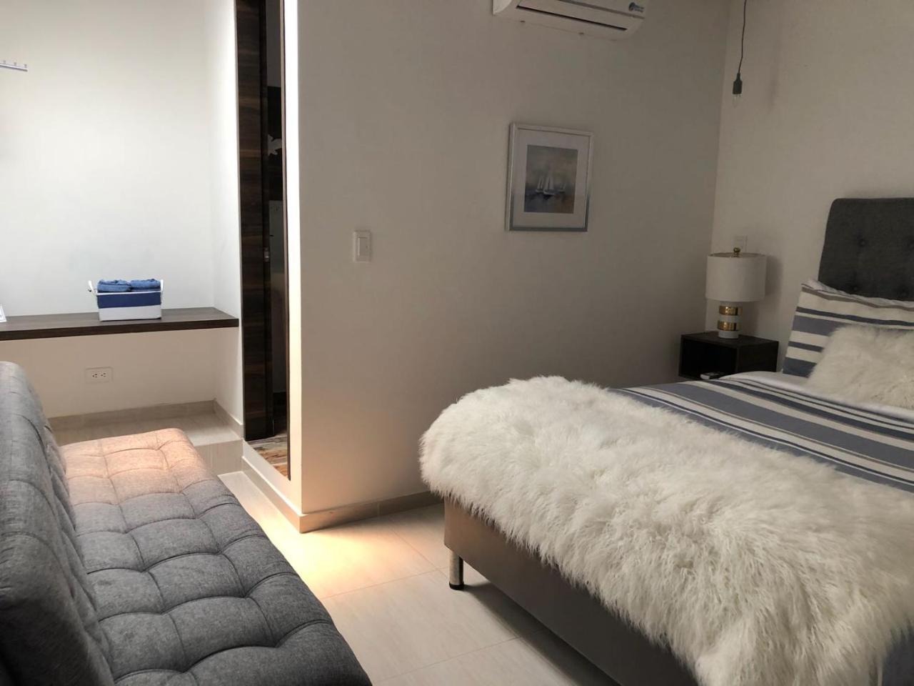 Dona Maria Hotel Boutique Ocana Екстер'єр фото